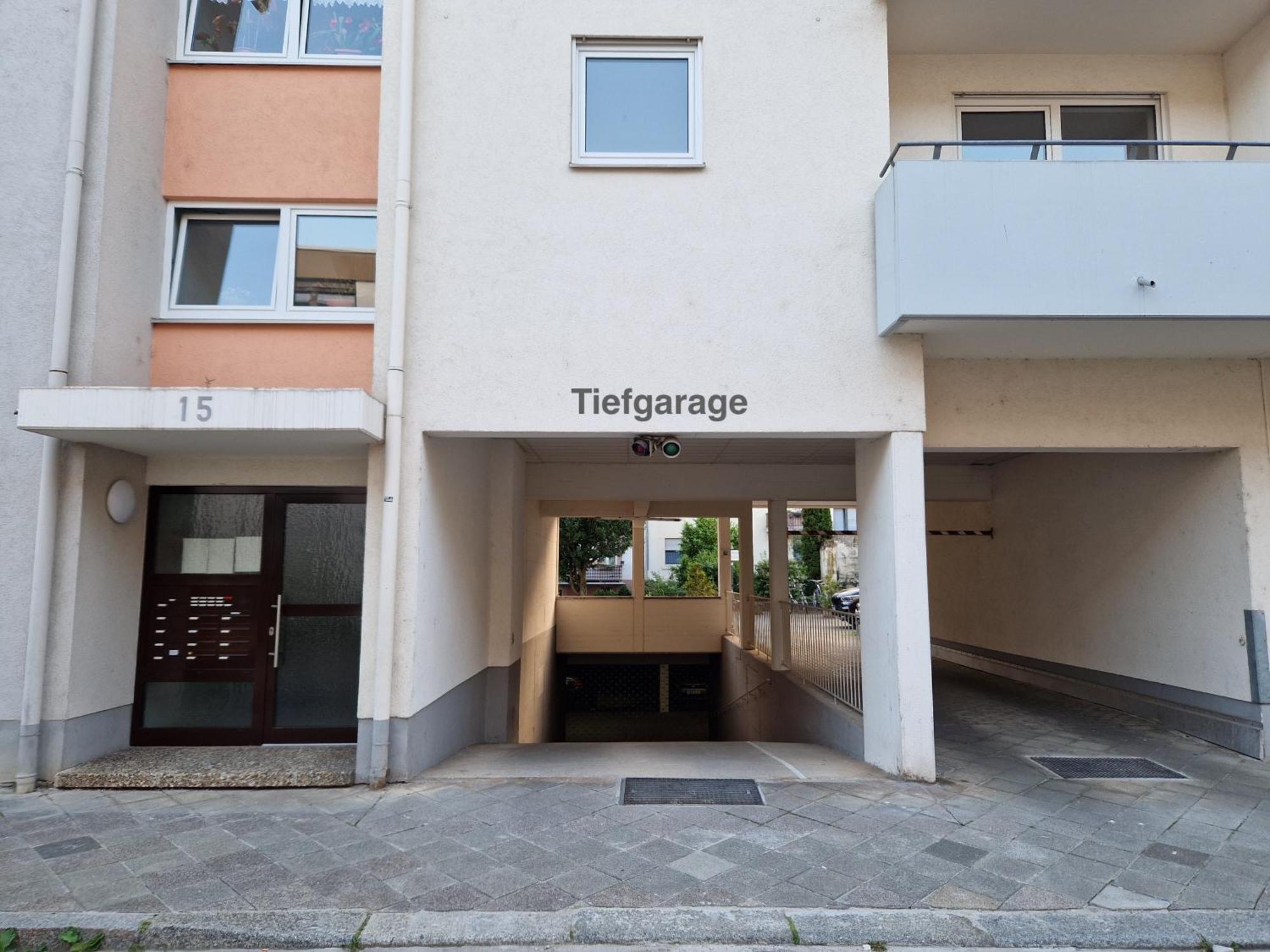 Mawulo - Stadtwohnung Im Zentrum Mit Balkon Neustadt an der Weinstraße 外观 照片