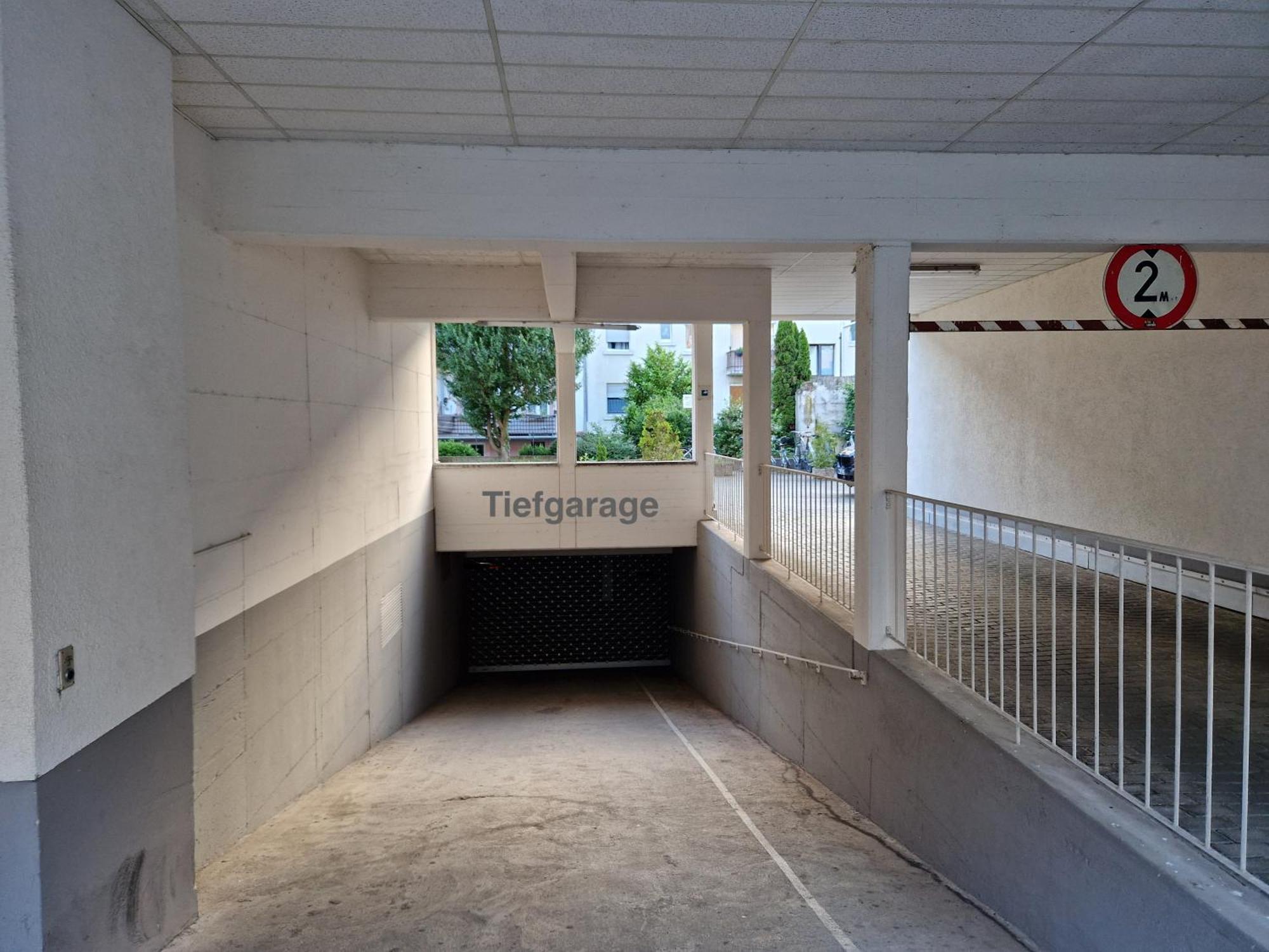Mawulo - Stadtwohnung Im Zentrum Mit Balkon Neustadt an der Weinstraße 外观 照片